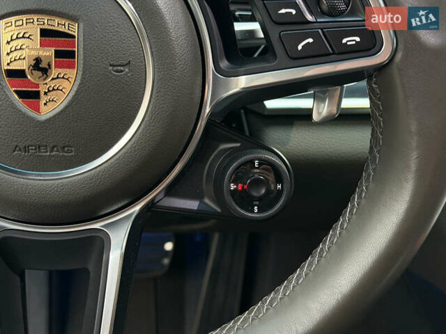 Білий Порше Panamera, об'ємом двигуна 2.89 л та пробігом 43 тис. км за 66499 $, фото 21 на Automoto.ua
