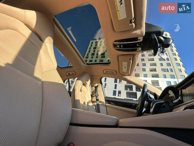 Білий Порше Panamera, об'ємом двигуна 3 л та пробігом 79 тис. км за 59900 $, фото 38 на Automoto.ua