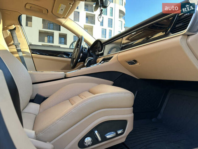 Білий Порше Panamera, об'ємом двигуна 3 л та пробігом 79 тис. км за 59900 $, фото 35 на Automoto.ua