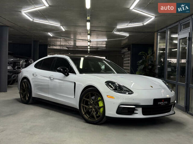Білий Порше Panamera, об'ємом двигуна 2.89 л та пробігом 42 тис. км за 67500 $, фото 1 на Automoto.ua
