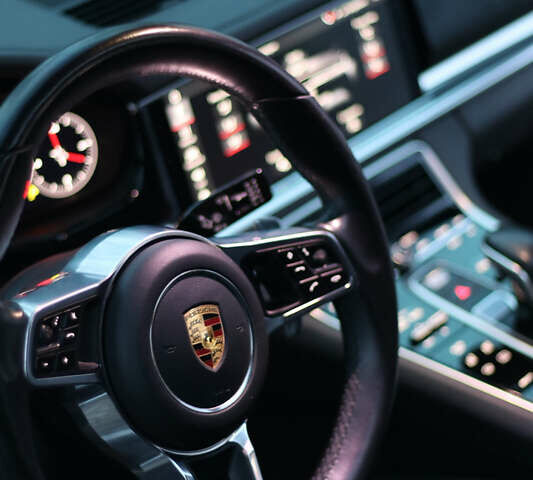 Белый Порше Панамера, объемом двигателя 3 л и пробегом 127 тыс. км за 47500 $, фото 14 на Automoto.ua