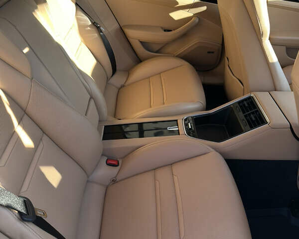 Білий Порше Panamera, об'ємом двигуна 3 л та пробігом 79 тис. км за 59900 $, фото 37 на Automoto.ua