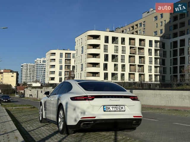 Білий Порше Panamera, об'ємом двигуна 3 л та пробігом 79 тис. км за 59900 $, фото 22 на Automoto.ua