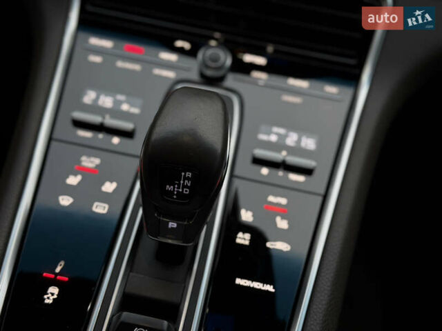 Білий Порше Panamera, об'ємом двигуна 2.89 л та пробігом 43 тис. км за 66499 $, фото 27 на Automoto.ua