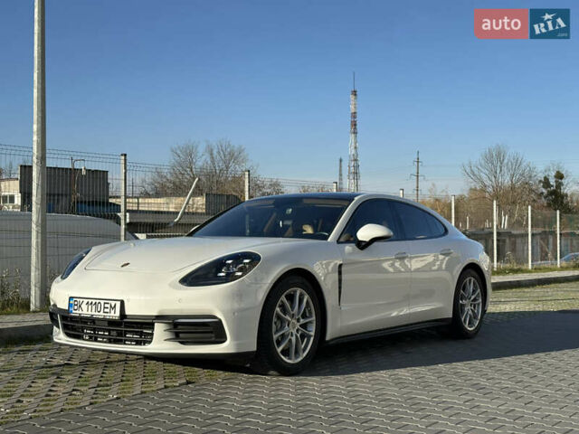 Білий Порше Panamera, об'ємом двигуна 3 л та пробігом 79 тис. км за 59900 $, фото 17 на Automoto.ua