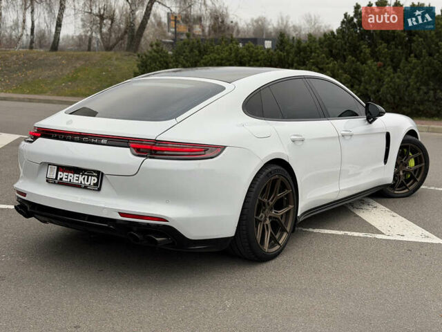 Білий Порше Panamera, об'ємом двигуна 2.89 л та пробігом 43 тис. км за 66499 $, фото 7 на Automoto.ua