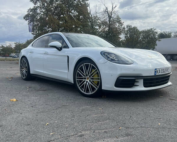 Білий Порше Panamera, об'ємом двигуна 3 л та пробігом 85 тис. км за 49999 $, фото 19 на Automoto.ua