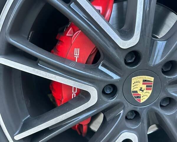 Белый Порше Панамера, объемом двигателя 3 л и пробегом 104 тыс. км за 49900 $, фото 7 на Automoto.ua