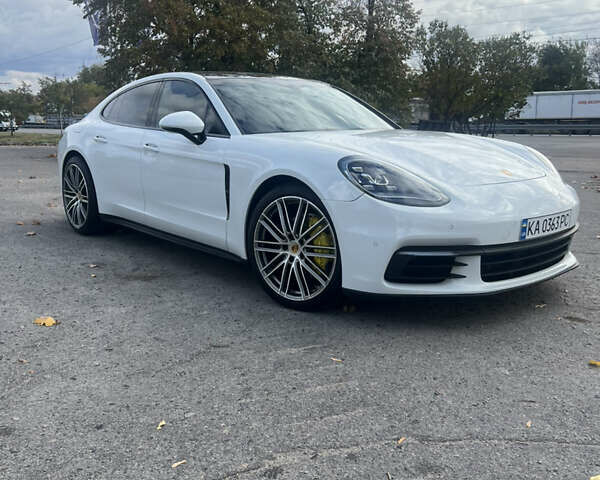 Білий Порше Panamera, об'ємом двигуна 3 л та пробігом 85 тис. км за 49999 $, фото 23 на Automoto.ua