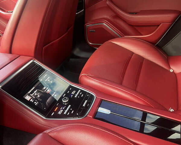 Білий Порше Panamera, об'ємом двигуна 3 л та пробігом 85 тис. км за 49999 $, фото 46 на Automoto.ua
