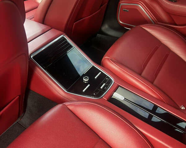 Білий Порше Panamera, об'ємом двигуна 3 л та пробігом 85 тис. км за 49999 $, фото 40 на Automoto.ua