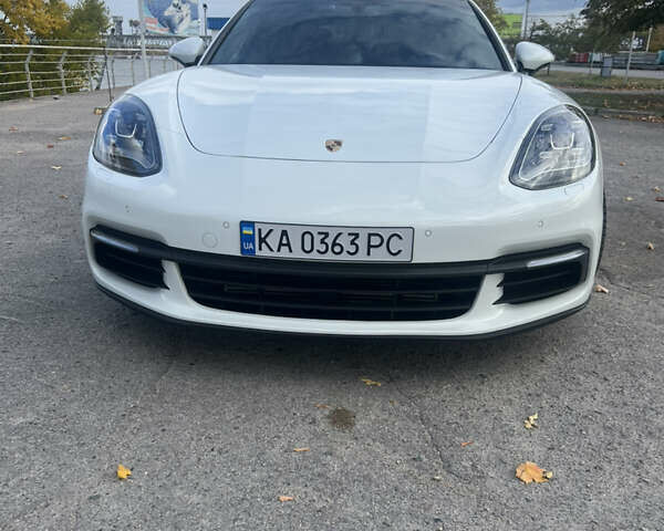 Білий Порше Panamera, об'ємом двигуна 3 л та пробігом 85 тис. км за 49999 $, фото 21 на Automoto.ua