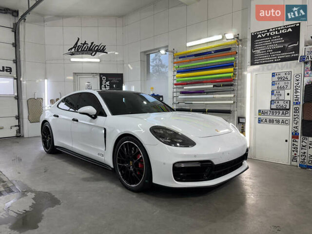 Белый Порше Панамера, объемом двигателя 4 л и пробегом 47 тыс. км за 89900 $, фото 7 на Automoto.ua