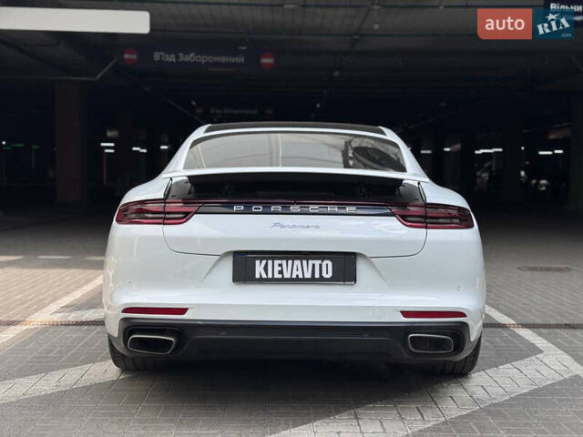 Білий Порше Panamera, об'ємом двигуна 3 л та пробігом 49 тис. км за 56000 $, фото 7 на Automoto.ua