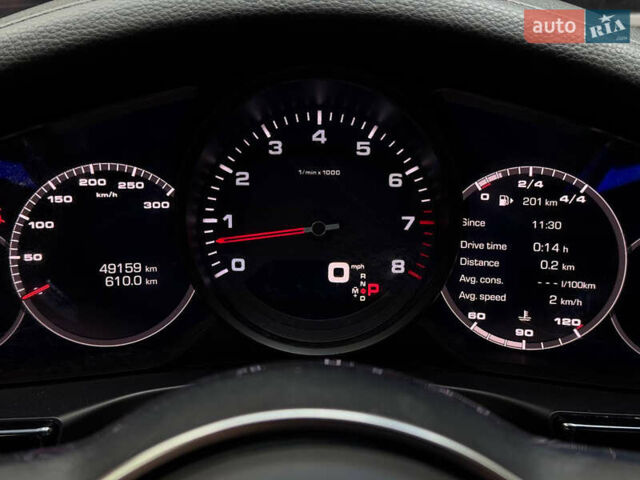 Білий Порше Panamera, об'ємом двигуна 3 л та пробігом 49 тис. км за 56000 $, фото 34 на Automoto.ua
