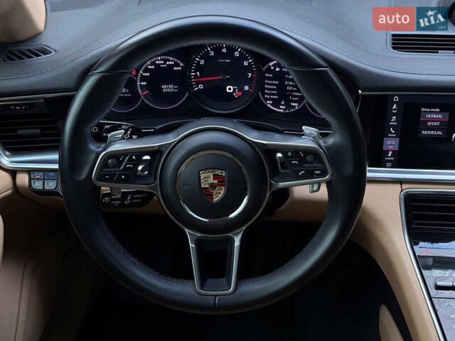 Білий Порше Panamera, об'ємом двигуна 3 л та пробігом 49 тис. км за 56000 $, фото 22 на Automoto.ua