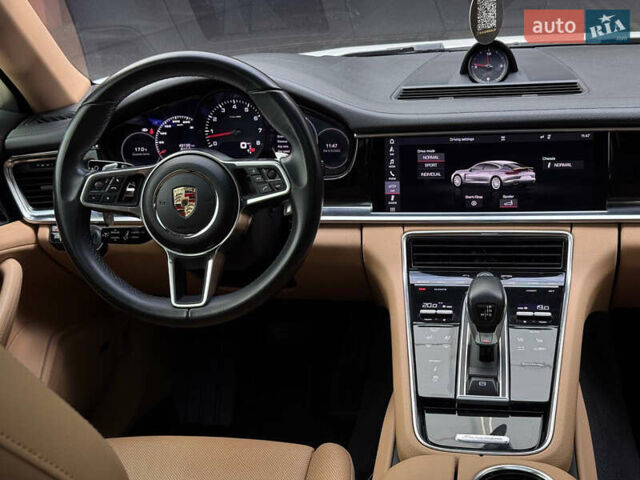Білий Порше Panamera, об'ємом двигуна 3 л та пробігом 49 тис. км за 56000 $, фото 21 на Automoto.ua