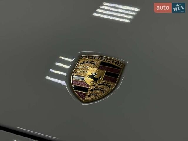 Белый Порше Панамера, объемом двигателя 2.89 л и пробегом 59 тыс. км за 99500 $, фото 10 на Automoto.ua