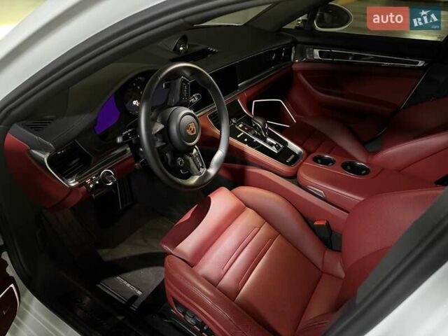 Белый Порше Панамера, объемом двигателя 3 л и пробегом 20 тыс. км за 119500 $, фото 7 на Automoto.ua