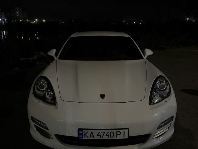 Белый Порше Панамера, объемом двигателя 3.6 л и пробегом 118 тыс. км за 18700 $, фото 7 на Automoto.ua