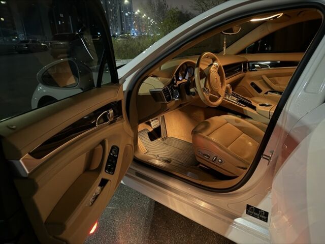 Белый Порше Панамера, объемом двигателя 3.6 л и пробегом 118 тыс. км за 18700 $, фото 10 на Automoto.ua