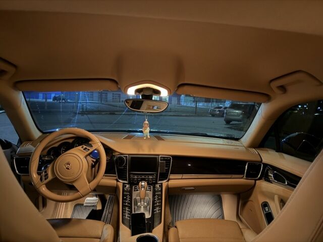 Белый Порше Панамера, объемом двигателя 3.6 л и пробегом 118 тыс. км за 18700 $, фото 9 на Automoto.ua