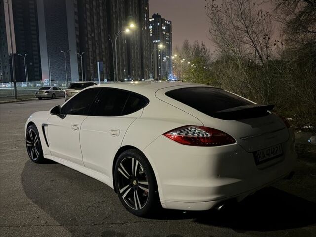 Белый Порше Панамера, объемом двигателя 3.6 л и пробегом 118 тыс. км за 18700 $, фото 3 на Automoto.ua