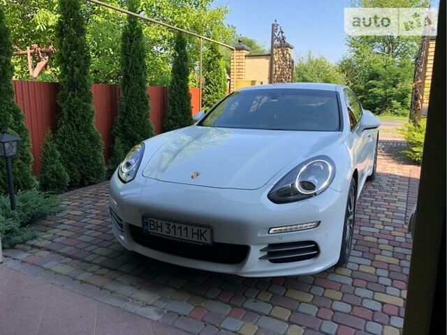 Білий Порше Panamera, об'ємом двигуна 3.6 л та пробігом 80 тис. км за 56000 $, фото 2 на Automoto.ua