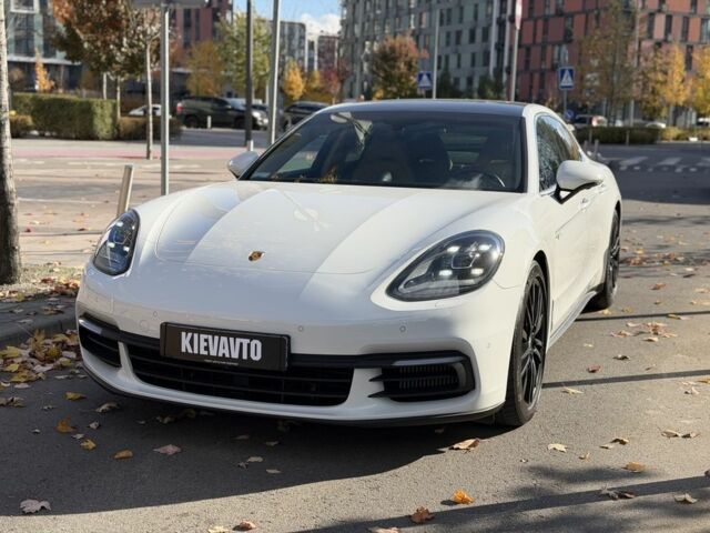 Белый Порше Панамера, объемом двигателя 2.9 л и пробегом 100 тыс. км за 59000 $, фото 5 на Automoto.ua