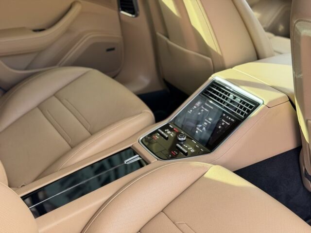 Белый Порше Панамера, объемом двигателя 2.9 л и пробегом 100 тыс. км за 59000 $, фото 17 на Automoto.ua