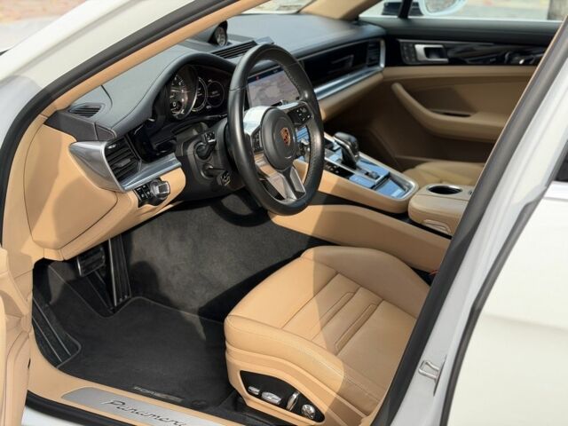 Белый Порше Панамера, объемом двигателя 2.9 л и пробегом 100 тыс. км за 59000 $, фото 9 на Automoto.ua