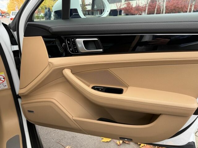 Белый Порше Панамера, объемом двигателя 2.9 л и пробегом 100 тыс. км за 59000 $, фото 15 на Automoto.ua