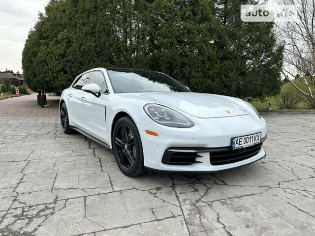 Білий Порше Panamera, об'ємом двигуна 3 л та пробігом 65 тис. км за 54500 $, фото 4 на Automoto.ua