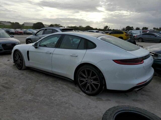 Білий Порше Panamera, об'ємом двигуна 3 л та пробігом 75 тис. км за 23500 $, фото 3 на Automoto.ua