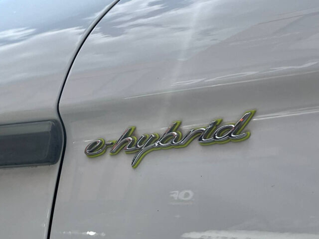 Белый Порше Панамера, объемом двигателя 3 л и пробегом 140 тыс. км за 30000 $, фото 6 на Automoto.ua