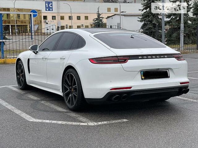 Білий Порше Panamera, об'ємом двигуна 3 л та пробігом 76 тис. км за 66000 $, фото 2 на Automoto.ua