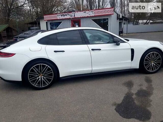 Білий Порше Panamera, об'ємом двигуна 3 л та пробігом 71 тис. км за 73500 $, фото 8 на Automoto.ua