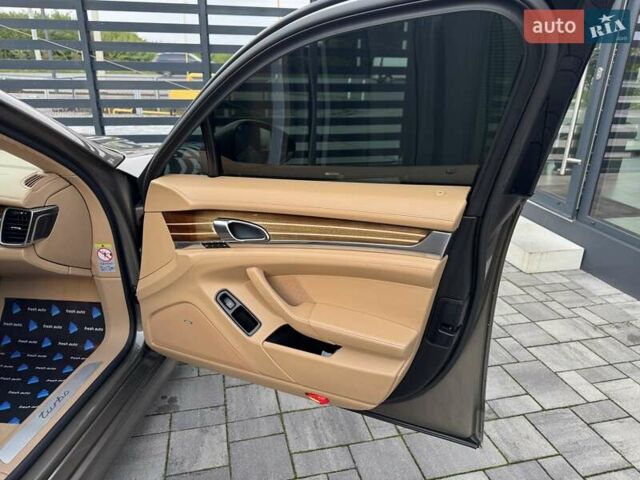 Порше Панамера 2011 в Ровно на Automoto.ua Бежевый Порше Панамера, объемом двигателя 4.8 л и пробегом 147 тыс. км за 22700 $, фото 33 на Automoto.ua