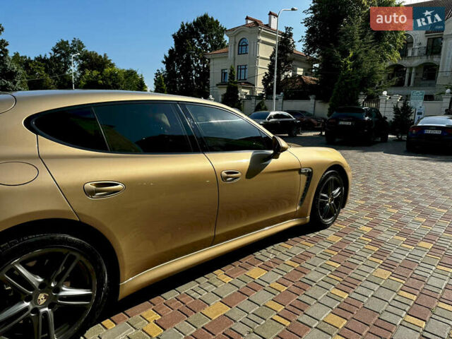 Бежевый Порше Панамера, объемом двигателя 3.61 л и пробегом 260 тыс. км за 15000 $, фото 1 на Automoto.ua