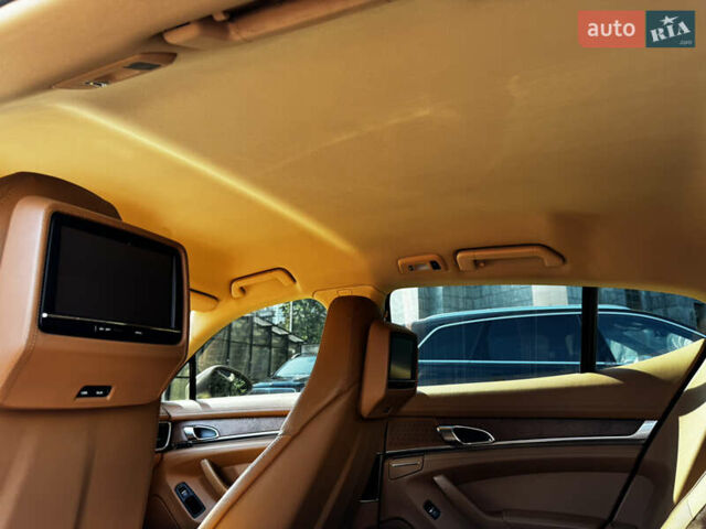 Бежевый Порше Панамера, объемом двигателя 3.61 л и пробегом 260 тыс. км за 15000 $, фото 21 на Automoto.ua