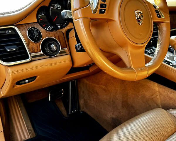 Бежевый Порше Панамера, объемом двигателя 3.61 л и пробегом 260 тыс. км за 15000 $, фото 10 на Automoto.ua