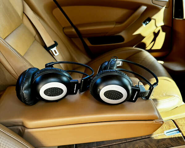 Бежевый Порше Панамера, объемом двигателя 3.61 л и пробегом 260 тыс. км за 15000 $, фото 18 на Automoto.ua