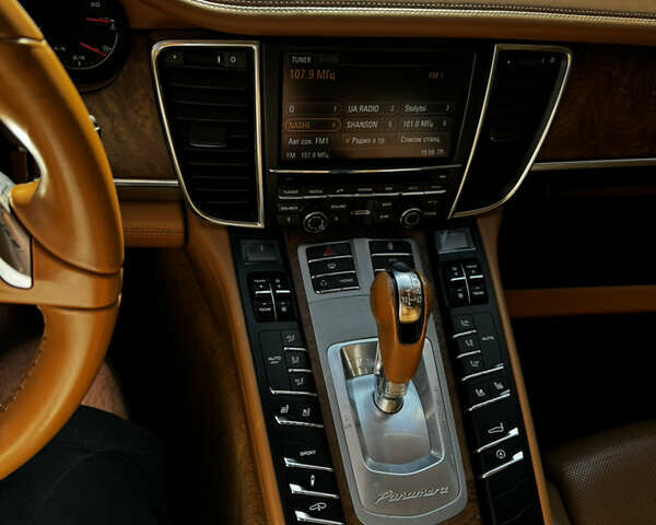 Бежевый Порше Панамера, объемом двигателя 3.61 л и пробегом 260 тыс. км за 15000 $, фото 11 на Automoto.ua