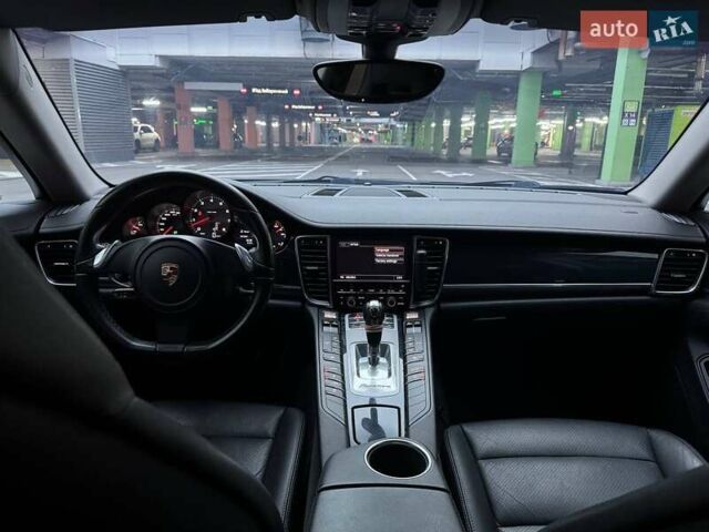 Чорний Порше Panamera, об'ємом двигуна 4.81 л та пробігом 173 тис. км за 15990 $, фото 12 на Automoto.ua