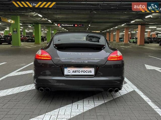 Чорний Порше Panamera, об'ємом двигуна 4.81 л та пробігом 173 тис. км за 15990 $, фото 4 на Automoto.ua