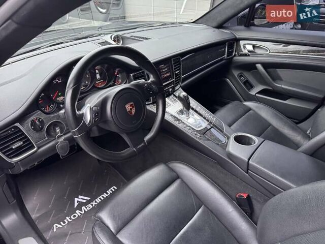 Черный Порше Панамера, объемом двигателя 4.81 л и пробегом 133 тыс. км за 15900 $, фото 9 на Automoto.ua