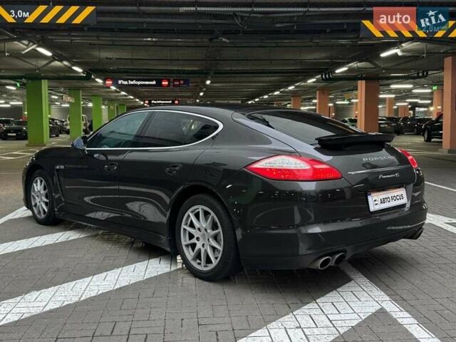 Чорний Порше Panamera, об'ємом двигуна 4.81 л та пробігом 173 тис. км за 15990 $, фото 3 на Automoto.ua
