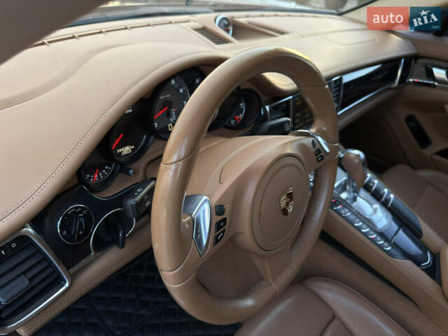 Черный Порше Панамера, объемом двигателя 4.81 л и пробегом 144 тыс. км за 18700 $, фото 46 на Automoto.ua