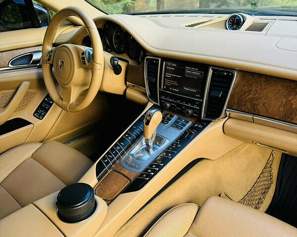 Черный Порше Панамера, объемом двигателя 4.8 л и пробегом 167 тыс. км за 19900 $, фото 25 на Automoto.ua