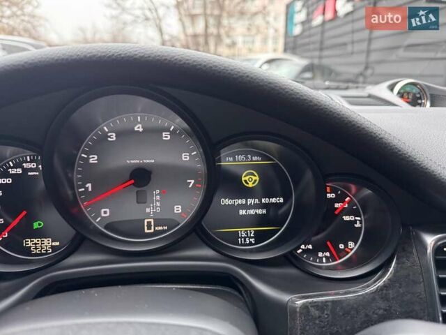 Черный Порше Панамера, объемом двигателя 4.81 л и пробегом 133 тыс. км за 15900 $, фото 20 на Automoto.ua